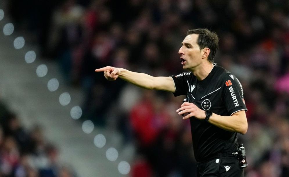 包含赛前那不勒斯篮板制胜——国王杯节点到来，质疑声仍在，心理建设被强调的词条